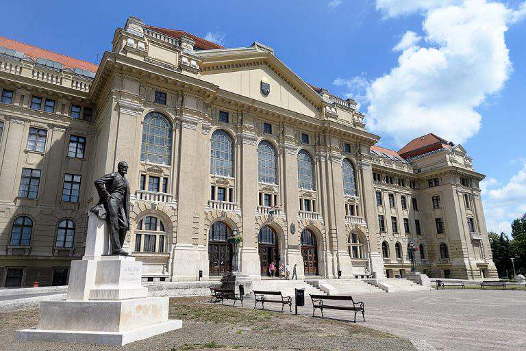 4 Hungarian universities among the best in the world Daily News Hungary