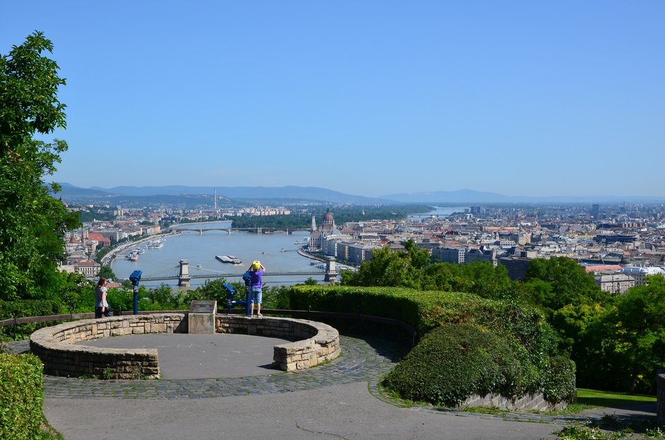 Panorama des Gellértbergs