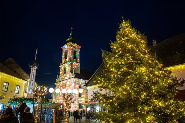 This is how Hungary greeted this year's Advent! – PHOTOS - Daily News ...