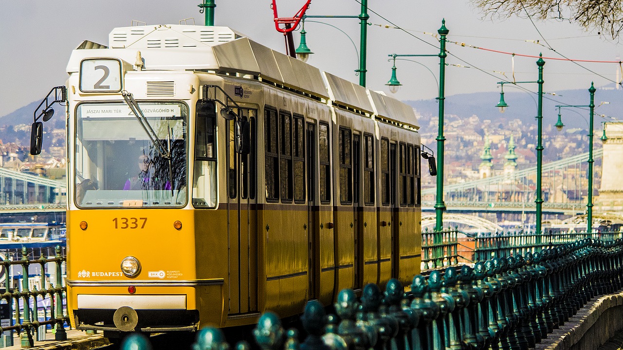 Three Budapest scenic trams to commute on a shorter line from today! - Vimarsana News